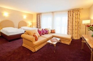 Hotele 4**** - Hotel Azzun Orient SPA & Wellness - obiekt - zdjęcie 3 