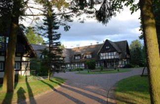 Ośrodki konferencyjne - Kompleks Recepcyjno-Wypoczynkowy Łańsk - obiekt - zdjęcie 1 