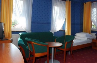 Ośrodki konferencyjne - Ośrodek Wczasowy "Helena" - obiekt - zdjęcie 19 