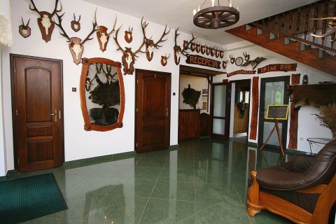 Hotele konferencyjne - Hotelik Myśliwski - zdjęcie 2