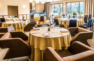 Hotele 3*** - Hotel - Restauracja Delicjusz - obiekt - zdjęcie 4 