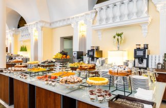 Hotele 4**** - Hotel Windsor**** Jachranka - restaurant - zdjęcie 11 