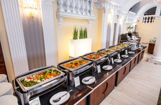 Hotele 4**** - Hotel Windsor**** Jachranka - restaurant - zdjęcie 10 