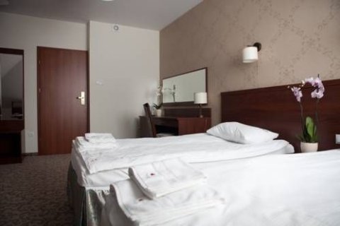 Hotele 3*** - Trzy Róże - zdjęcie 2