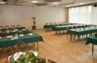 Hotele 3*** - Hotel Polonez - obiekt - zdjęcie 1 