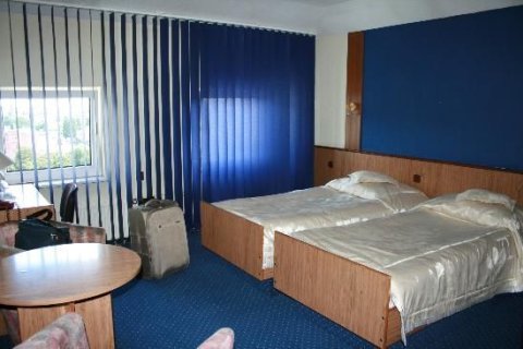 Hotele 3*** - Hotel Victoria - zdjęcie 2