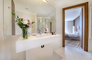 Hotele 4**** - Hotel Rzeszów - Pokoje - zdjęcie 15 