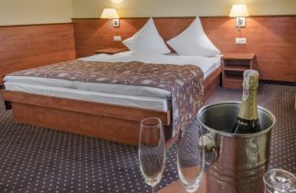 Hotele 3*** - Hotel Vega - obiekt - zdjęcie 5 