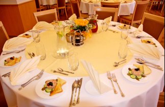 Hotele 3*** - Zespół Pensjonatów Antałówka *** - restaurant - zdjęcie 3 