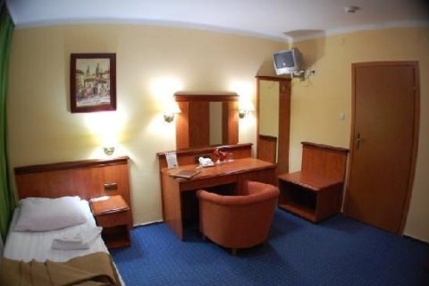 Hotele ** - Hotel Załęże - zdjęcie 2