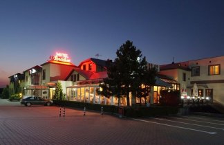 Hotele konferencyjne - Motel Paradise - obiekt - zdjęcie 1 