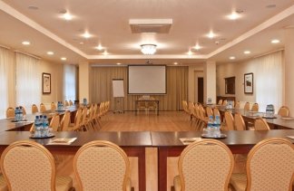 Hotele 3*** - Hotel Renusz - obiekt - zdjęcie 2 