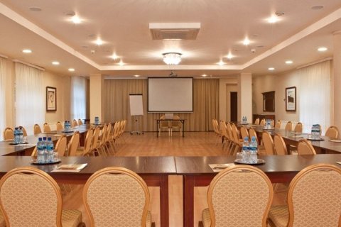 Hotele 3*** - Hotel Renusz - zdjęcie 2