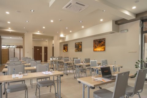 Hotele 3*** - Hotel Emocja - zdjęcie 2