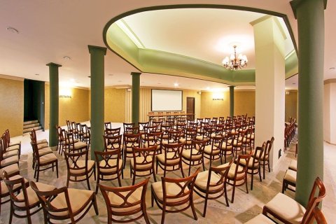 Hotele konferencyjne - Hotel Korona Park - zdjęcie 2