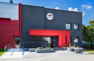 Hotele 3*** - Automobil Hotel - obiekt - zdjęcie 1 