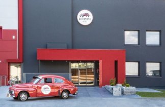 Hotele 3*** - Automobil Hotel - obiekt - zdjęcie 2 