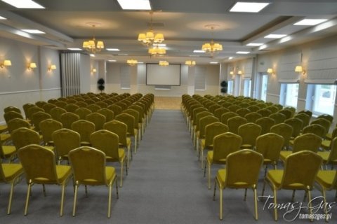 Hotele 4**** - Hotel Gwarna - zdjęcie 2