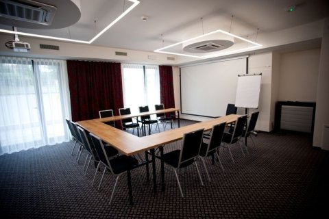 Hotele 4**** - Hotel Uniejów - zdjęcie 2