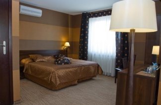 Hotele 3*** - Hotel Azalia - obiekt - zdjęcie 3 