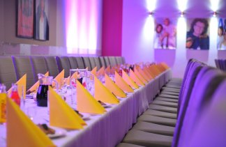 nowoczesne - Sunny Club - obiekt - zdjęcie 3 