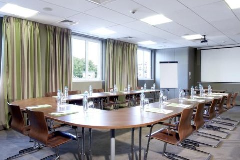 Hotele 3*** - Hotel Campanile Łódź - zdjęcie 2