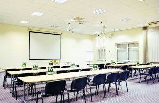 Ośrodki szkoleniowe - Centrum Szkoleniowe Falenty - obiekt - zdjęcie 3 